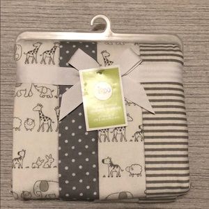 COPY - Circo 4 pack Flannel Receiving Blankets NWT